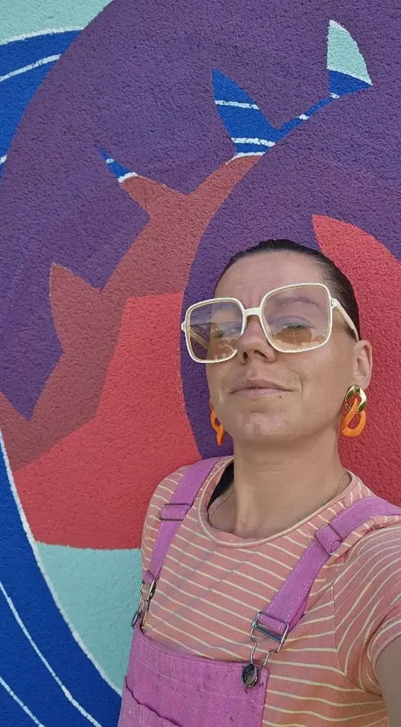 Fresque murale, décorative et extérieure pour des particuliers. Signée Mathilde Jauilhac, artiste dans les départements de la Charente-Maritime, de la Charente et partout en France.