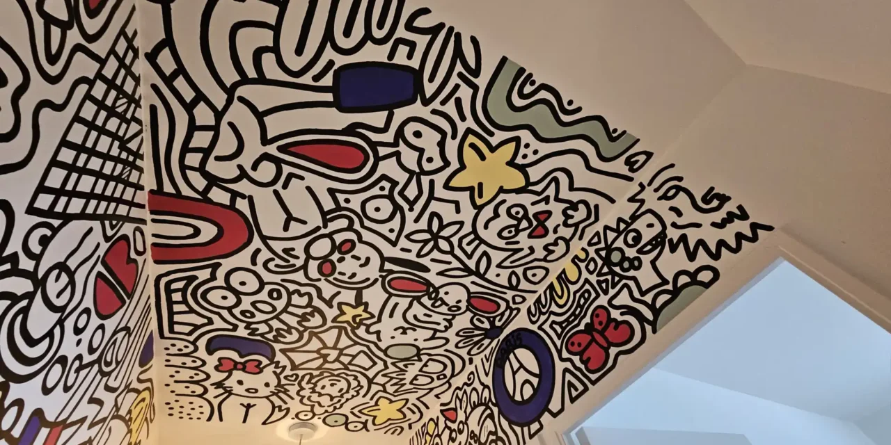 Fresque murale, décorative et intérieure pour des particuliers. Signée Mathilde Jauilhac, artiste dans les départements de la Charente-Maritime, de la Charente et partout en France.