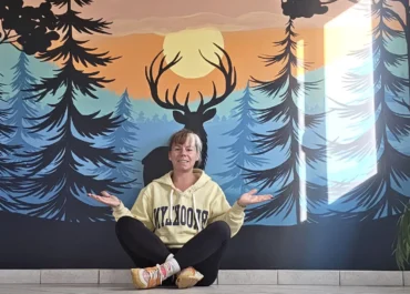 Fresque murale, décorative et intérieure pour des particuliers. Signée Mathilde Jauilhac, artiste dans les départements de la Charente-Maritime, de la Charente et partout en France.